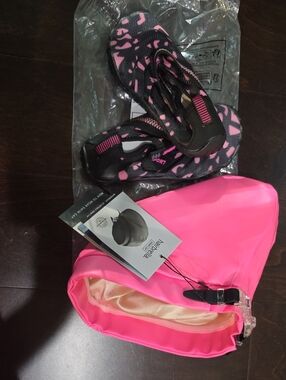 Sporto Kids Pink and Black Water Shoes with Bright Pink Swim Cap